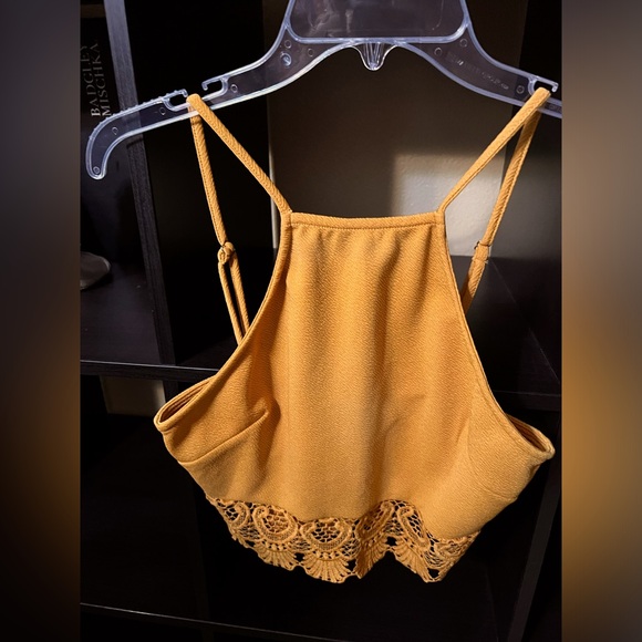 Windsor Yellow Lace Crop Top NWOT - Picture 2 of 3